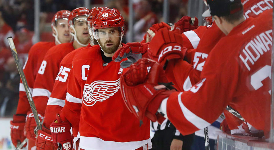 <p>The Red Wings signed Henrik Zetterberg to a 12-year, $73M deal in 2009. (Paul Sancya/AP) </p>