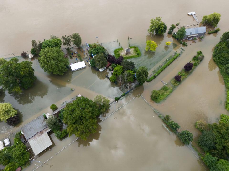 2024年6月3日，德國黑森邦的哈騰海姆鎮（Hattenheim）洪災。美聯社