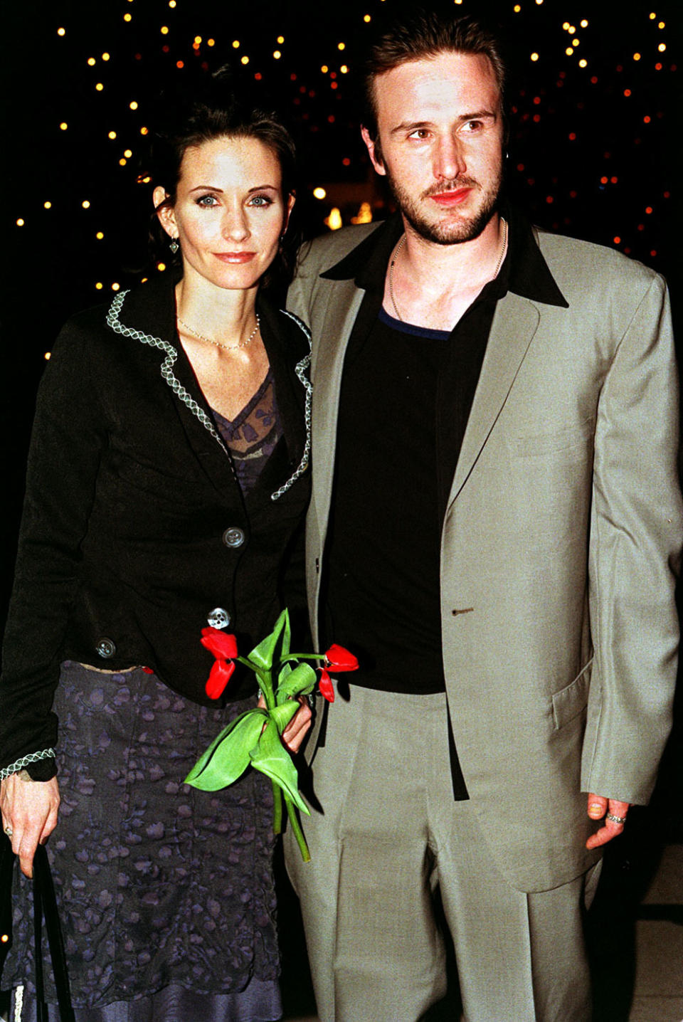 PA NEWS PHOTO 3/4/98 FRIENDS STAR, AMERICAN ACTRESS, Courteney Cox AND CO STAR DAVID ARQUETTE ATTEND THE PREMIERE OF THEIR NEW FILM, "SCREAM 2" AT THE VIRGIN CINEMA, FULHAM ROAD, LONDON