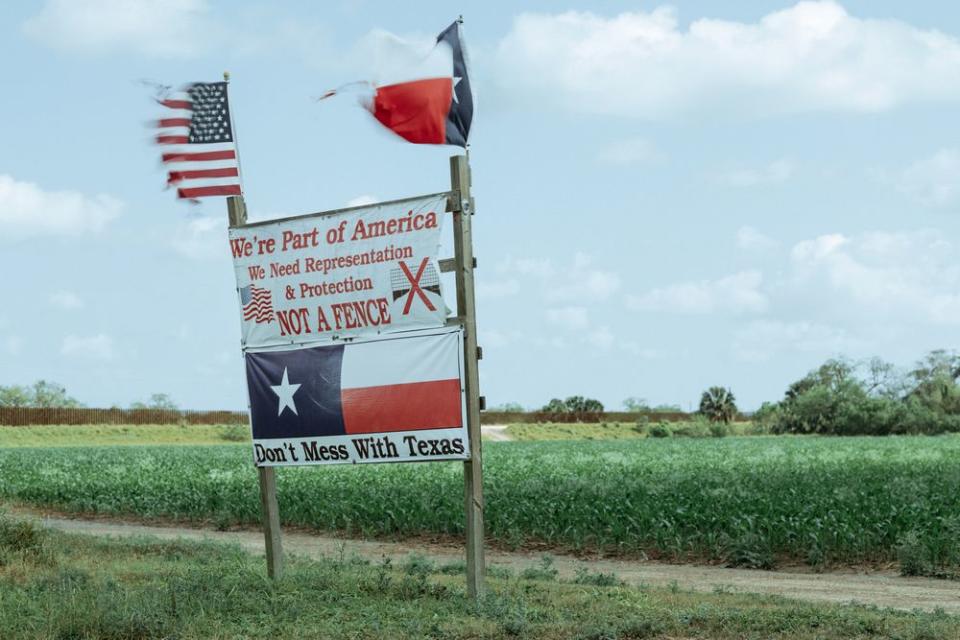 A photographer and journalist traveled the length of the border. They found a no-man's-land, but not for the reasons commonly imagined.