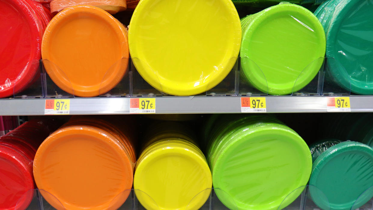 Hagrstown, Maryland / USA - December 29 2019: Color plates at Walmart on shelf.