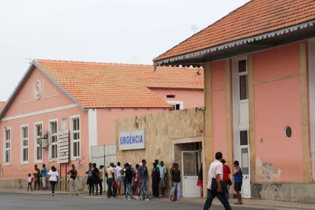The exterior of Agostinho Neto Hospital, in Praia, Cape Verde, February 11, 2016. To match HEALTH-ZIKA/AFRICA REUTERS/Julio Rodrigues FOR EDITORIAL USE ONLY. NO RESALES. NO ARCHIVE.