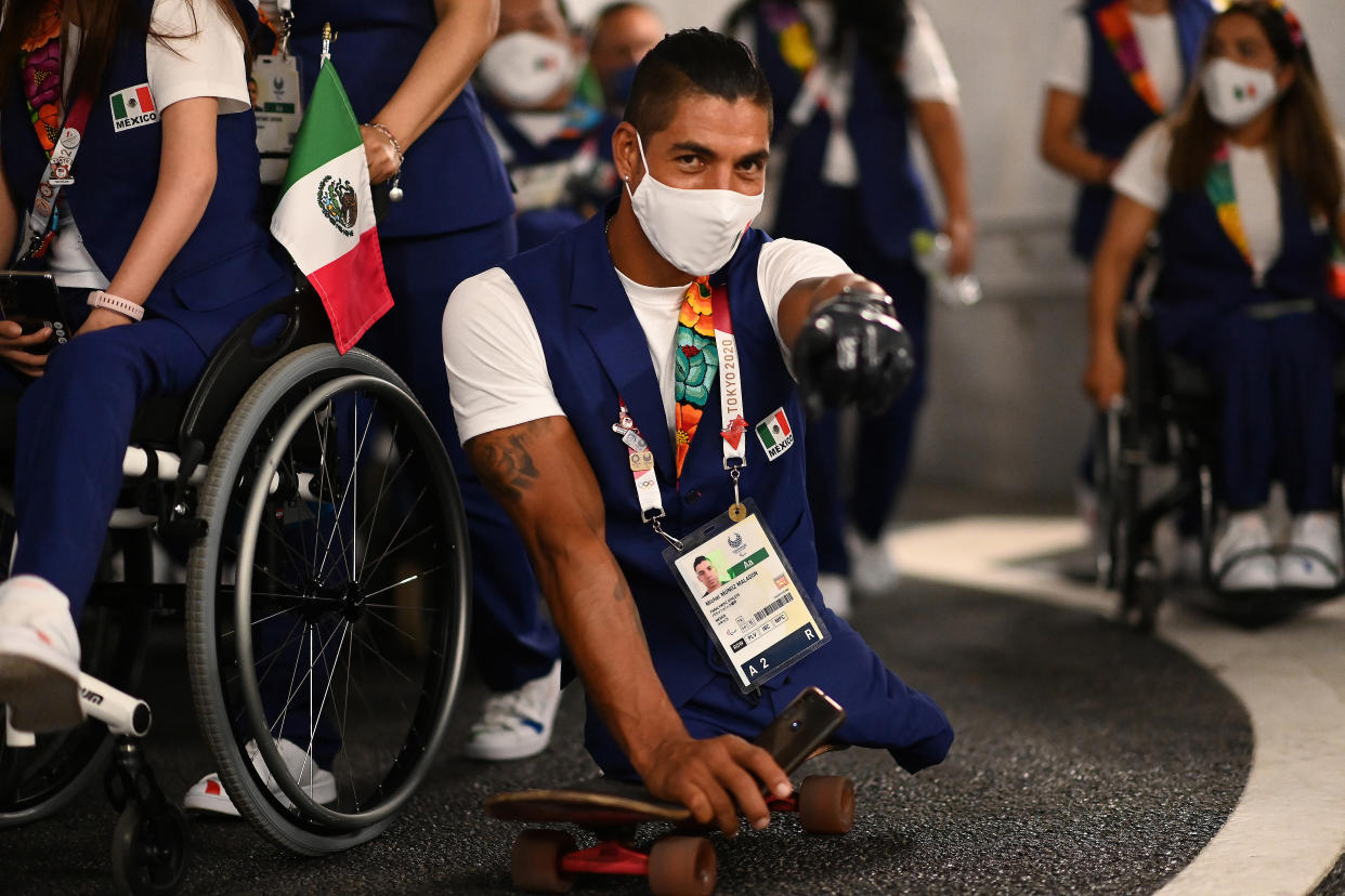 Michel Munoz Malagon del Team Mexico posa durante la ceremonia de apertura de los Juegos Paralímpicos de Tokio 2020 en el Estadio Olímpico de Tokio. Foto:  Alex Davidson / Getty Images