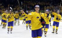 Ice Hockey - 2018 IIHF World Championships - Semifinals - Sweden v USA - Royal Arena - Copenhagen, Denmark - May 19, 2018 - Team Sweden celebrate after winning a match. REUTERS/Grigory Dukor