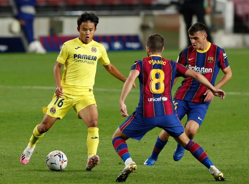 La Liga Santander - FC Barcelona v Villarreal