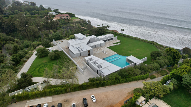 Jay-Z, Beyonce pay $200m for costliest home in California - Vanguard News