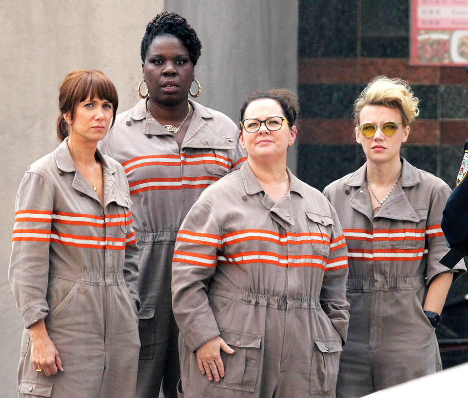 'Ghostbusters': Behind the Scenes With Kristen Wiig, Melissa McCarthy, Chris Hemsworth & Crew