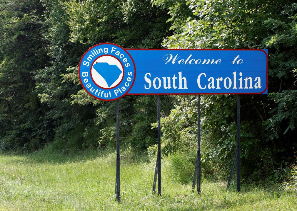 A welcome sign at the South Carolina state line.