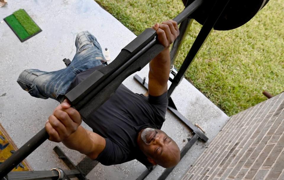 Despite having been retired from the NFL since 1998, former Carolina Panthers linebacker Lamar Lathon has continued to exercise and lift weights at his home outside Houston, TX. Lathon discussed his career on Friday, November 18, 2022. Lathon was drafted by the Houston Oilers in 1990. Lathon played with the Carolina Panthers from 1995 until 1998. He made the Pro Bowl in 1996.