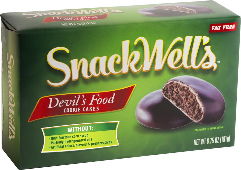 A package of Snackwell's Devil's Food cookies, with a green wrapper and a label promoting them as free from high-fructose corn syrup, partially hydrogenated oils, and artificial colors, flavors, and preservatives.