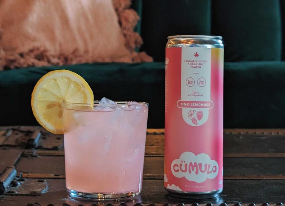 Cumulo’s Strawberry Lemonade is a cannabis-infused sparkling water.