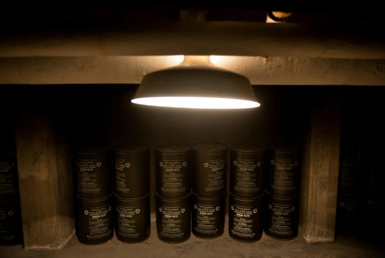 On the walls of the Oyster Adams shelter, you can still clearly see the dates "4/15/64" and "4/23/64," indicating when the dozens of stacked-up barrels of water were filled