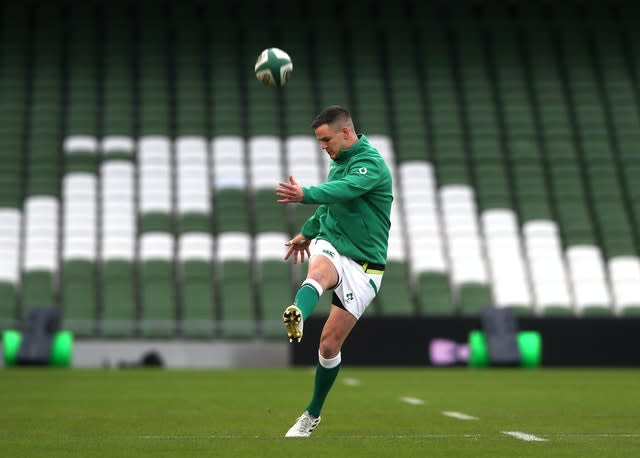 Jonny Sexton kicks in the warm-up