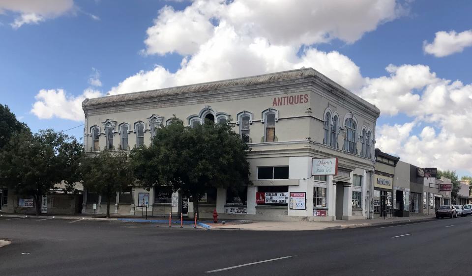 Marie's Italian Grill at the corner of Pine St. and Silver Ave., has been in business for the past two decades.