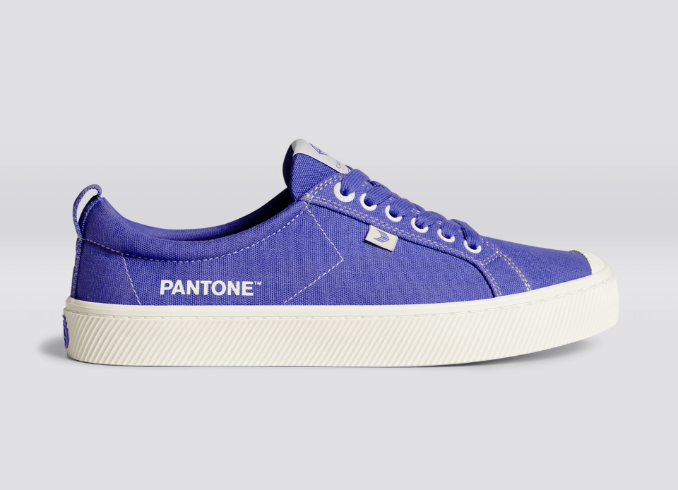 cariuma pantone purple shoe