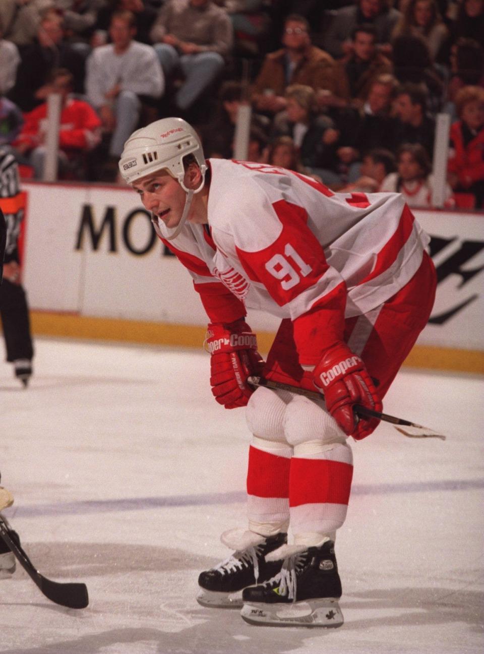 Red Wings forward Sergei Fedorov catches a breather during a break in the action during the game against the Ducks on Dec. 1, 1995, at Joe Louis Arena.