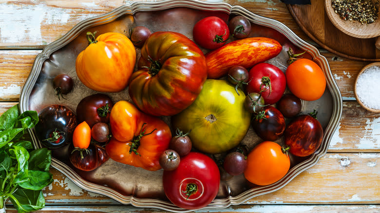 plate of fresh heirloom tomatoes