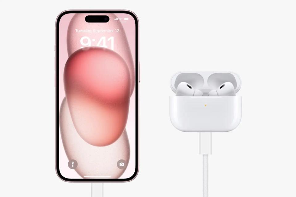 Apple AirPods 2nd Gen with USB-C Charging Case 