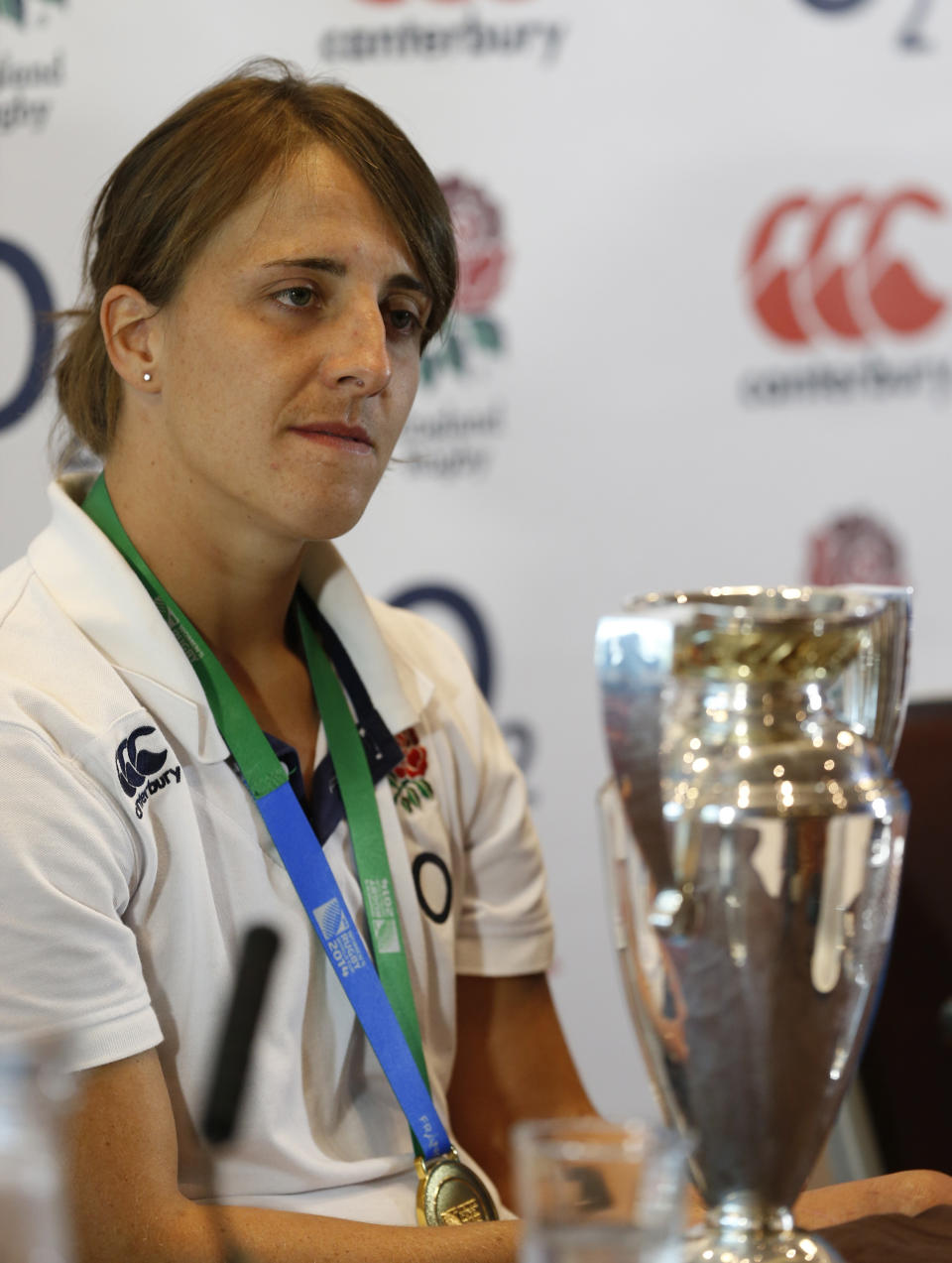 The Sale Sharks ace believes a Red Roses Super Saturday victory would be a shot in the arm for women's rugby