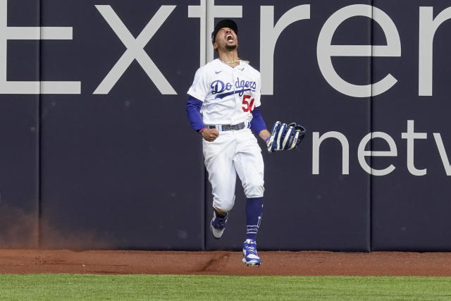 Mookie Betts, with another great grab, helps propel Dodgers to Game 7  against Braves