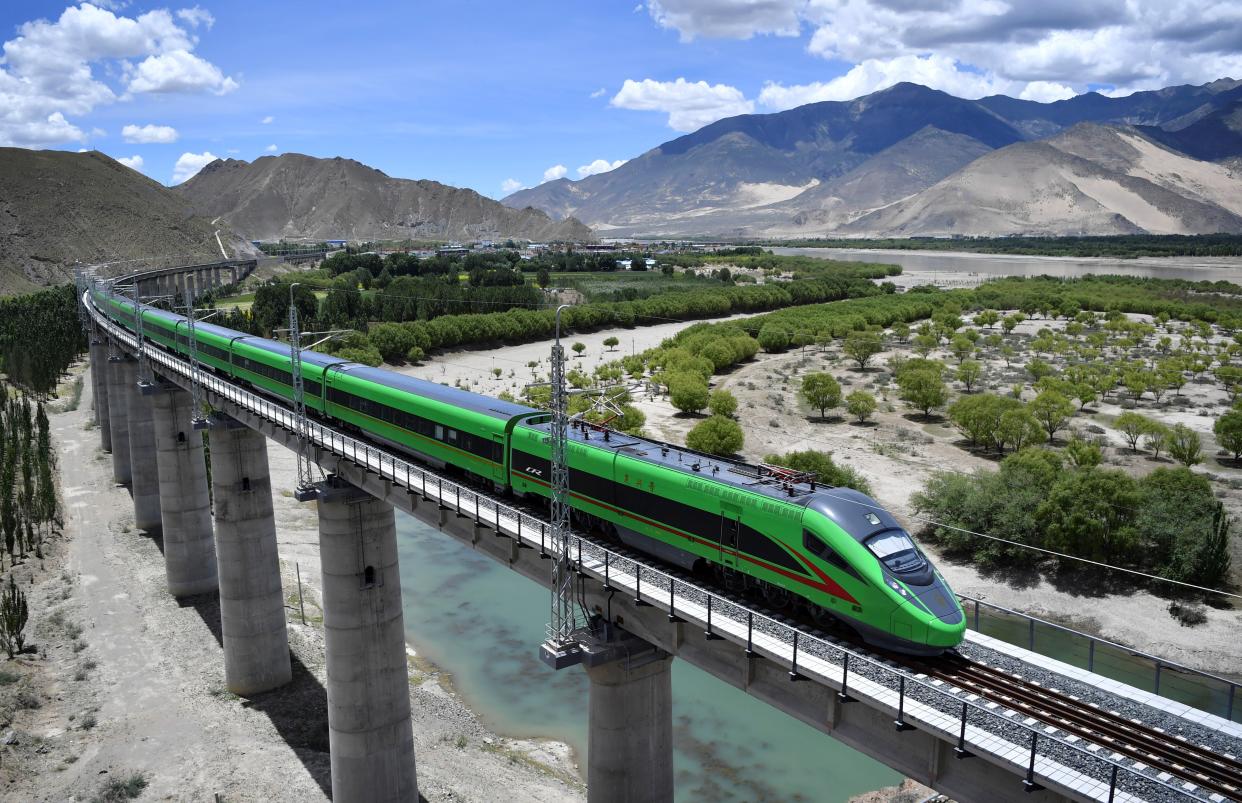 The incident occurred onboard a "Fuxing" bullet train in China.