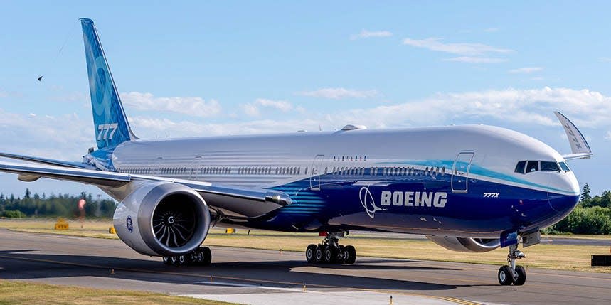 Boeing 777X.