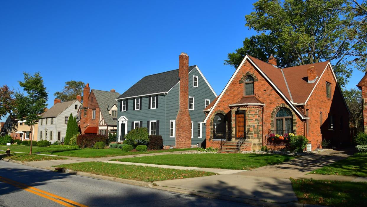 Row of houses in the suburb of Lakewood in the Cleveland Metropolitan Area.