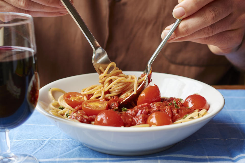 Contrariamente a las preocupaciones,  la pasta puede ser parte de una dieta saludable. ( Foto Getty Creative)