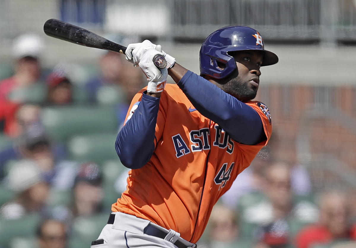 Houston Astros: Yordan Alvarez may be everyday left fielder