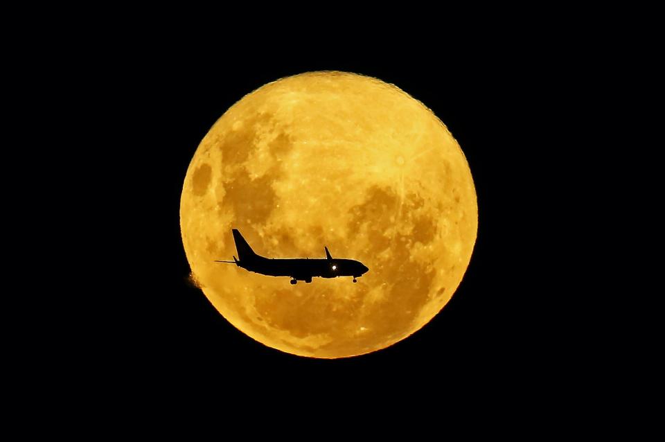 supermoon plane