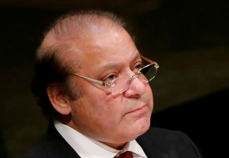 FILE PHOTO: Prime Minister Muhammad Nawaz Sharif of Pakistan addresses attendees during the 70th session of the United Nations General Assembly at the U.N. Headquarters in New York, September 30, 2015. REUTERS/Carlo Allegri/File Photo