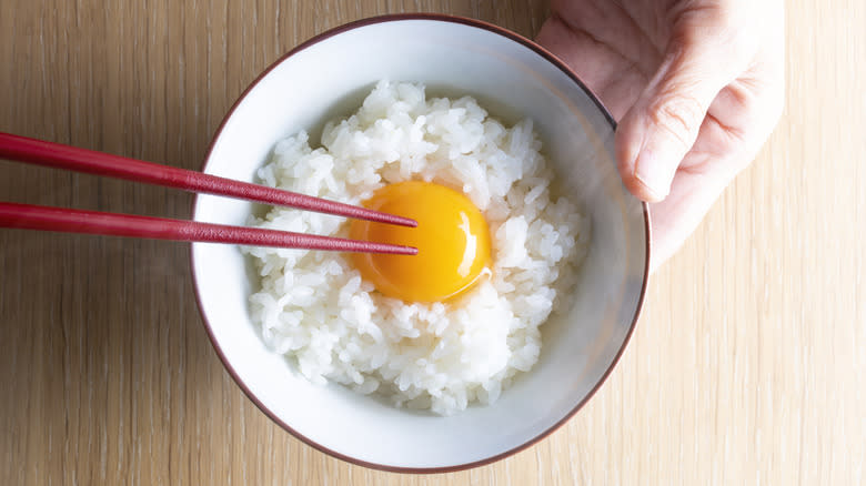 White rice with egg in bowl