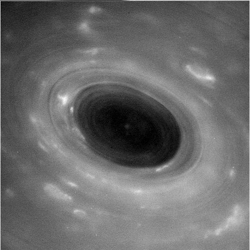 'Giant Hurricane' on Saturn: 1st Images Back from Cassini's Epic Ring Dive