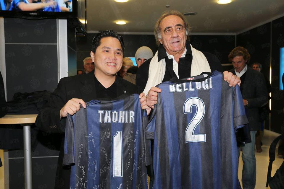 Mauro Bellugi con l'ex presidente dell'Inter Erik Thohir (Facebook)