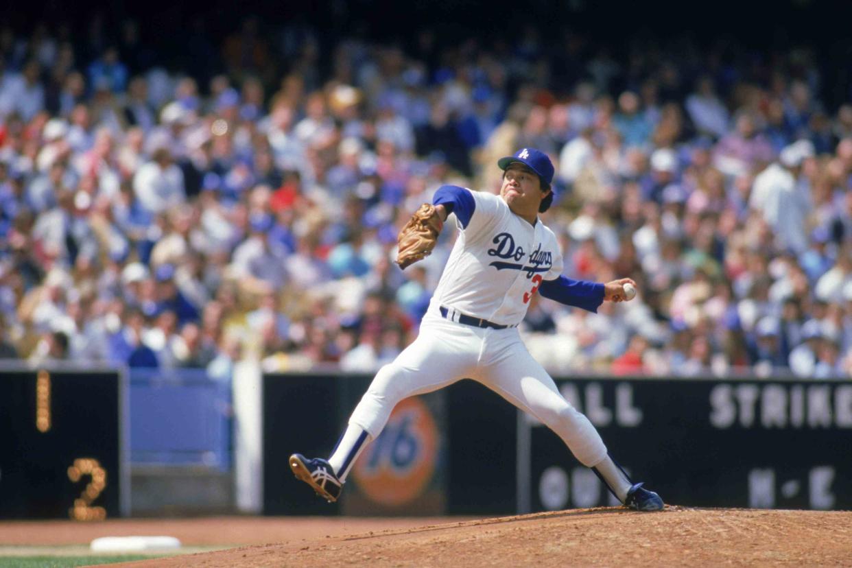 Rick Stewart / Getty Images Sport Fernando Valenzuela