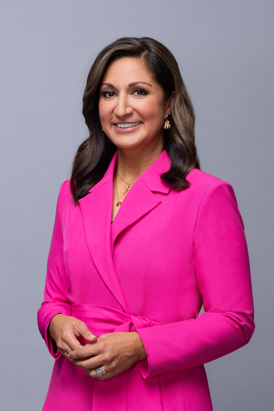 PBS NewsHour host Amna Nawaz, photographed 10 November 2022, in Alexandria VA. Photo by Mike Morgan.