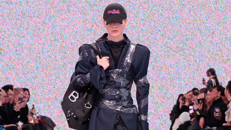 Balenciaga's Fall-Winter 2024 show felt techno-inspired. - Balenciaga