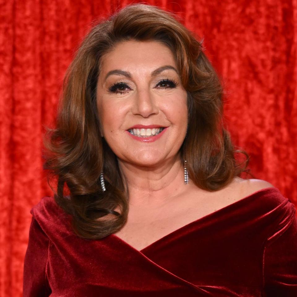 Jane McDonald looks radiant following hair transformation - fans react