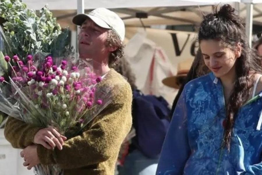 Imágenes de Rosalía y Jeremy Allen White parecen confirmar que hay romance