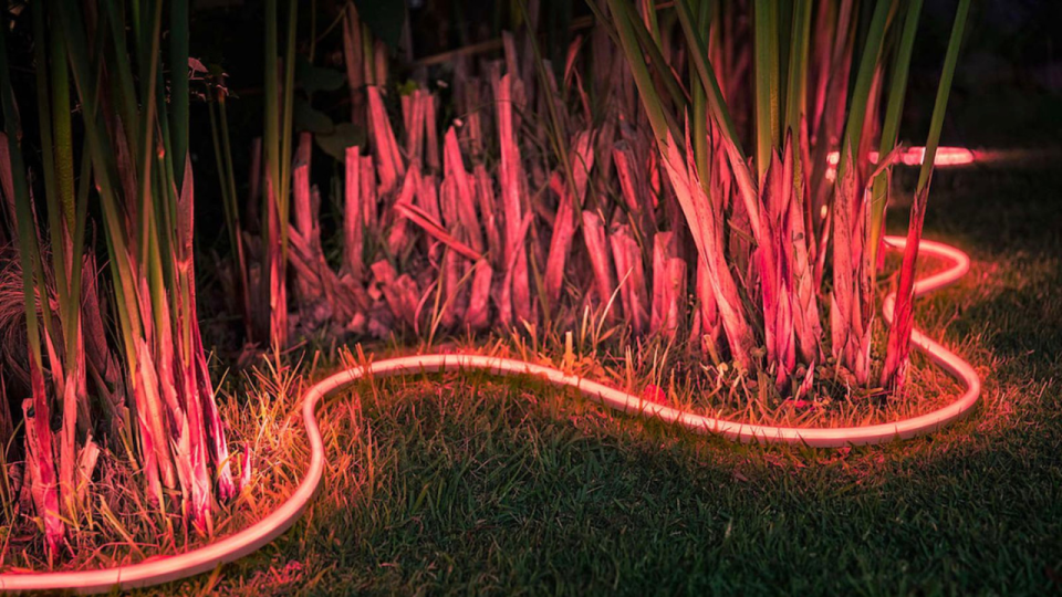 philips hue outdoor light strip