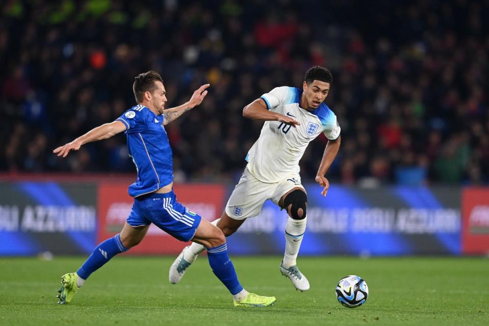 Jude Bellingham takes on Rafael Toloi during England’s match in Naples (Getty)