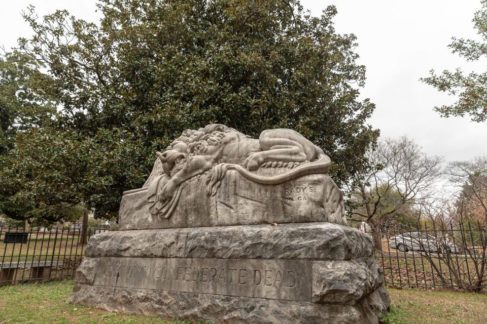 The Lion of the Confederacy is located at Oakland Cemetery, where deceased Confederate soldiers are buried.