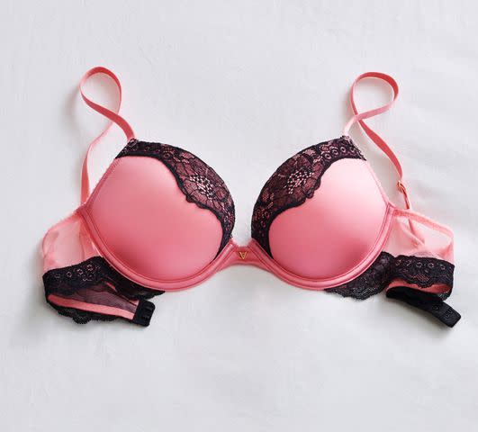 Add 2 Cup Sizes Push-Up Bra  Smooth No No Red – Smart & Sexy