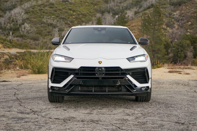 front view of a white 2023 Lamborghini Urus Performante