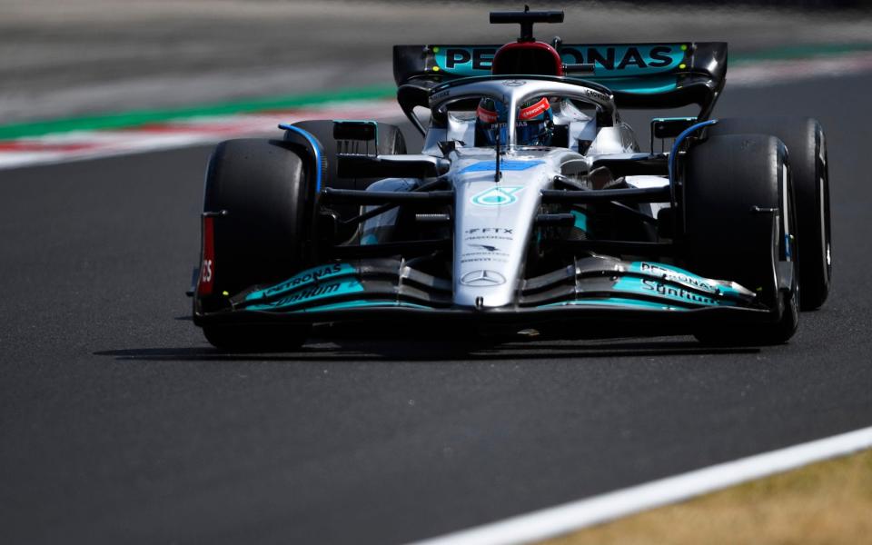 Mercedes' George Russell of Great Britain driving  at Hungaroring during second practice - Rudy Carezzevoli - Formula 1