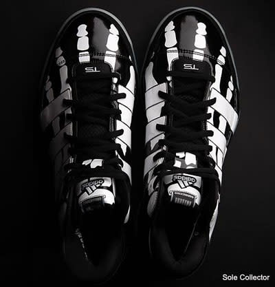 ciclo acantilado monitor Phenomenal Swag: Tim Duncan's skeleton shoes