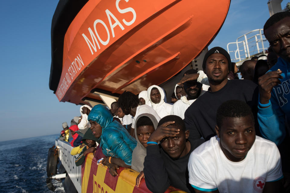 Seit Juni 2018 hat Italien seine Häfen für Schiffe der zivilen Seenotrettung gesperrt. (Symbolbild: AP Photo)