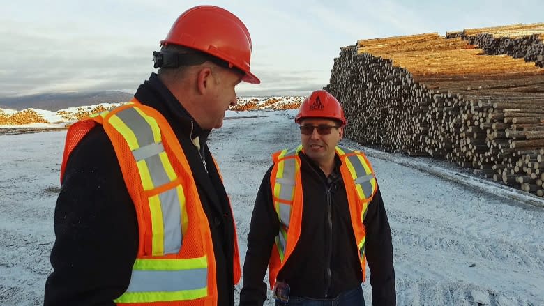 Bracing for looming lumber war, B.C. town cautiously hopeful