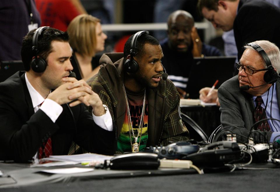 DETROIT - MARCH 28: LeBron James of the CLeveland Cavaliers is interviewed at halftime of the game between the Davidson Wildcats and the Wisconsin Badgers during the Midwest Regional Semifinal of the 2008 NCAA Division I Men's Basketball Tournament at Ford Field on March 28, 2008 in Detroit, Michigan (Photo by Gregory Shamus/Getty Images)