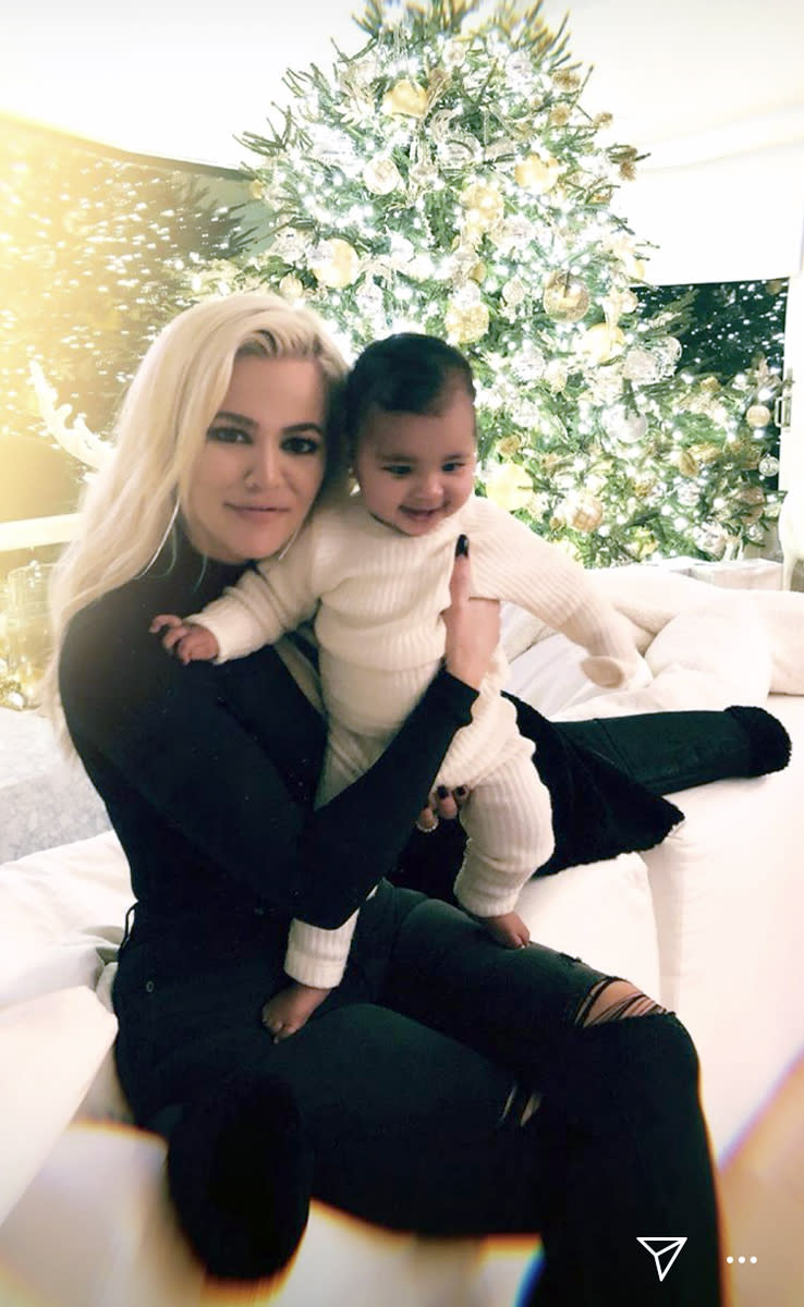 See the 2018 Kardashian Christmas Card — And Who It's Missing